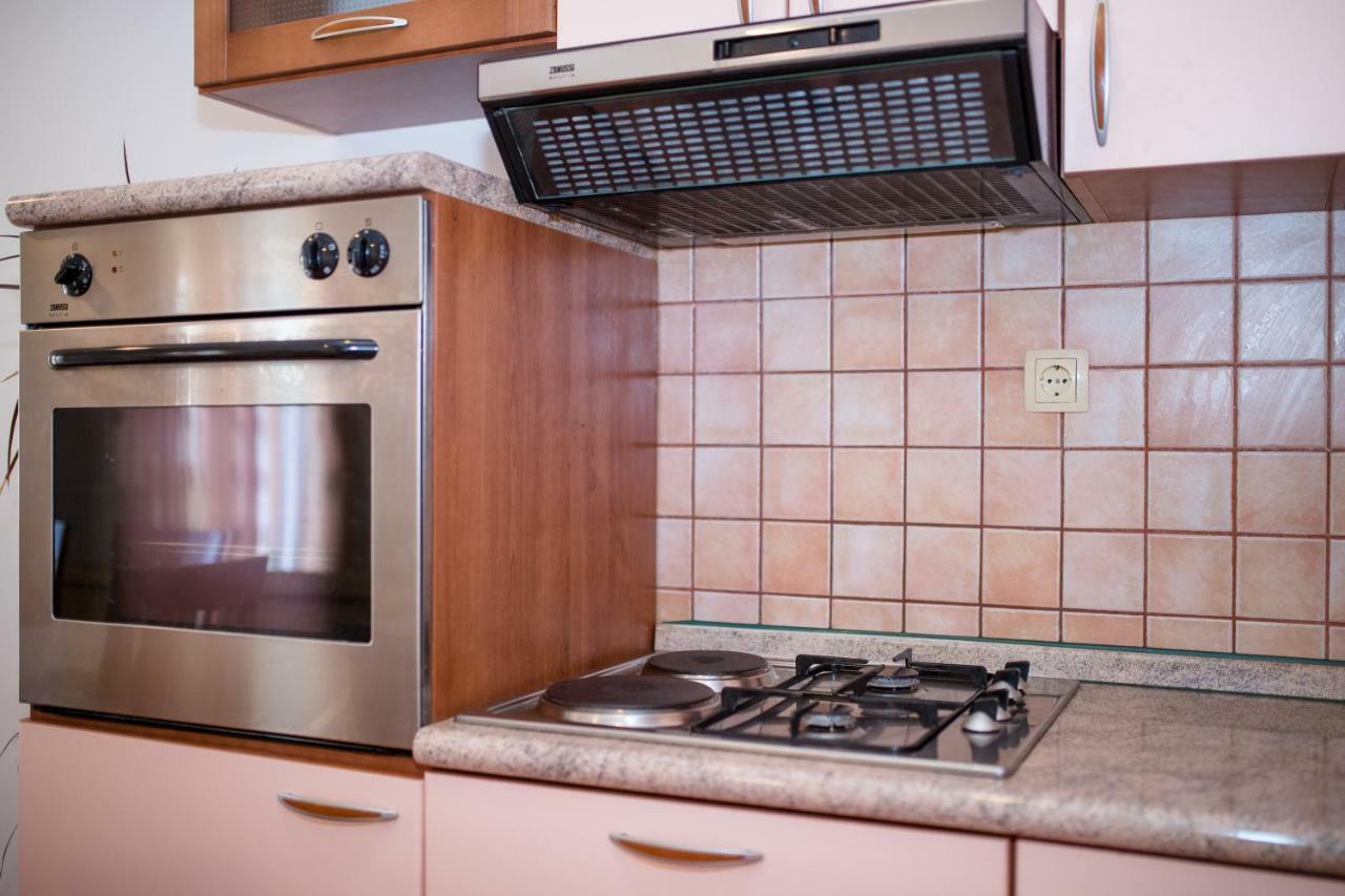 Marin Apartment Lopar Luaran gambar