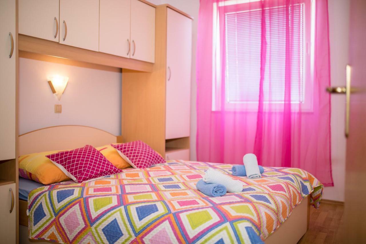 Marin Apartment Lopar Luaran gambar
